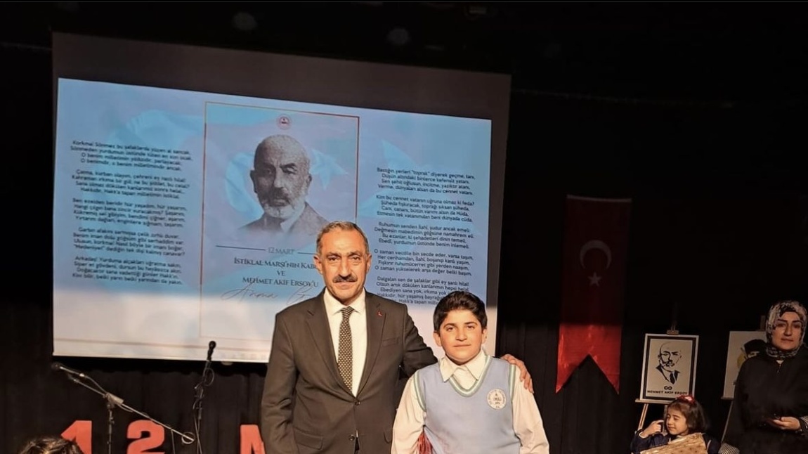 12 Mart İstiklal Marşı’nın Kabulü ve Mehmet Akif’i Anma Günü Şiir Yarışmasında İlçe 1.’si Olduk